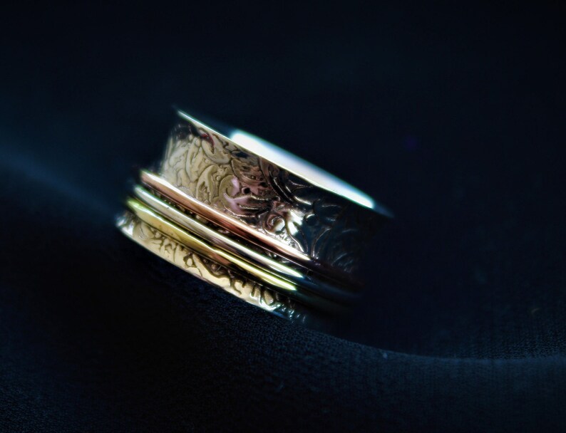 Three Tone Thumb Anti-Anxiety Spinner Ring