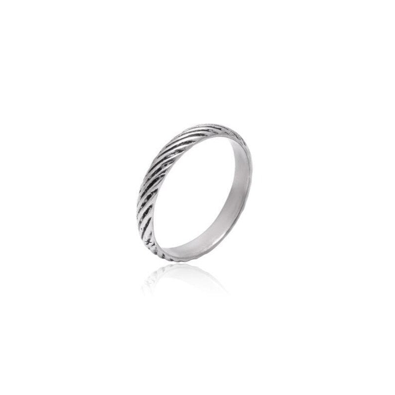 Dainty Handcrafted Minimalist Statement Spinner Ring