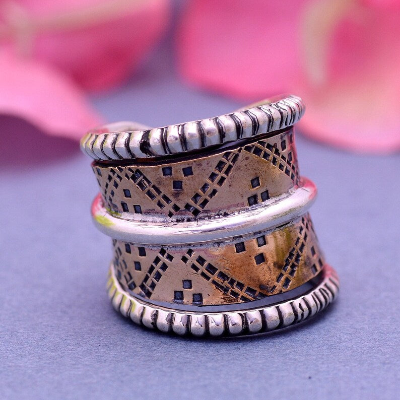 Antique Looking Wavy Thumb Meditation Statement Ring