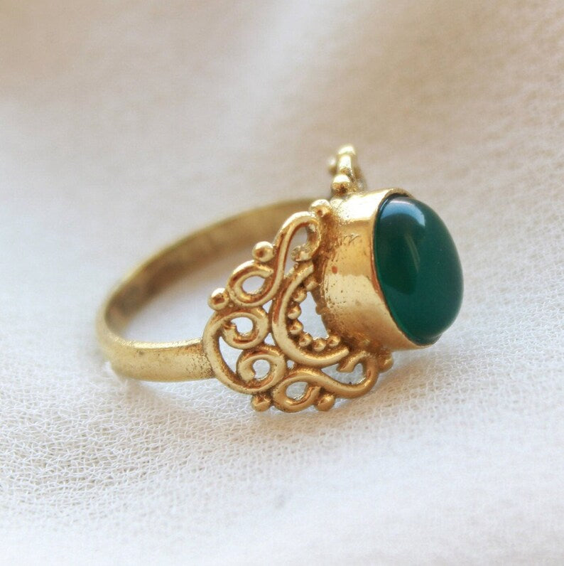 Green Onyx Gold Plated Delicate Antique Band Birthstone Ring