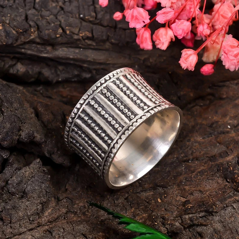 Gorgeous Designer Vintage Style Handmade Thumb Band Ring