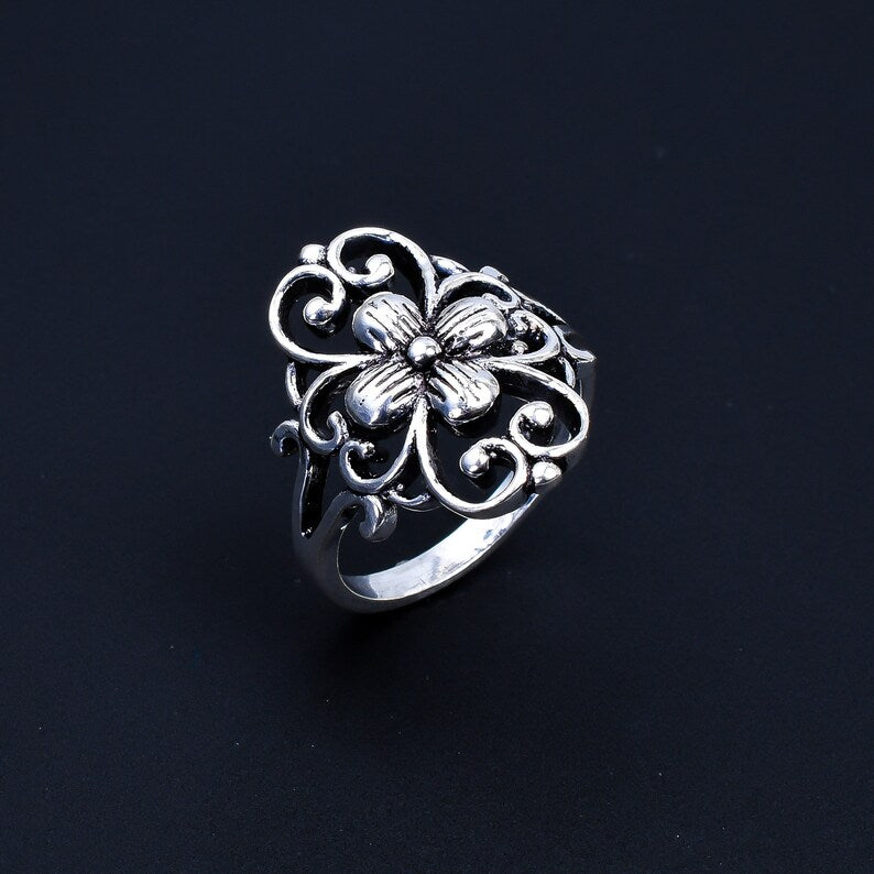 Flower Shaped Handcrafted Signet Minimalist Ring