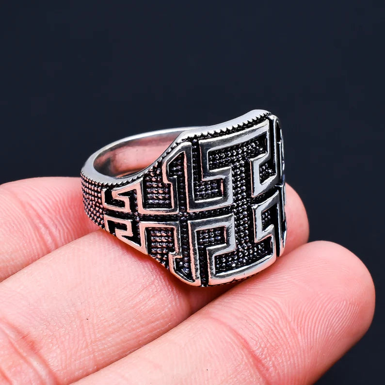 Maze Handcrafted Minimalist Statement Promise Ring