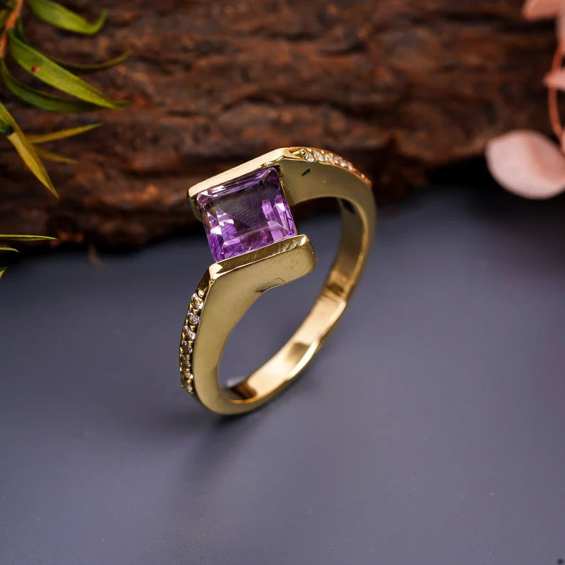 Exquisite Amethyst And Cubic Zirconia Engagement Ring
