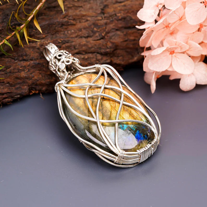 Labradorite 925 Sterling Silver Wire Wrapped Pendant