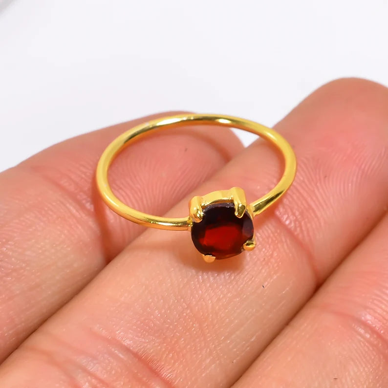 Garnet Women's Gemstone Minimalist Birthstone Ring