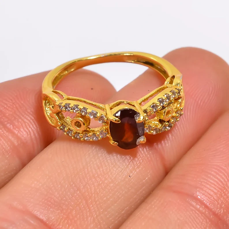 Garnet Natural Gemstone Women's Minimalist Cubic Zirconia Ring