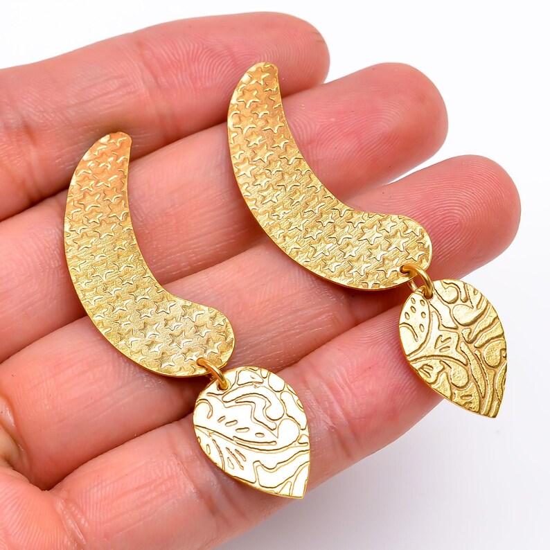 Women Star Pattern Stud Minimalist Handcrafted Earrings