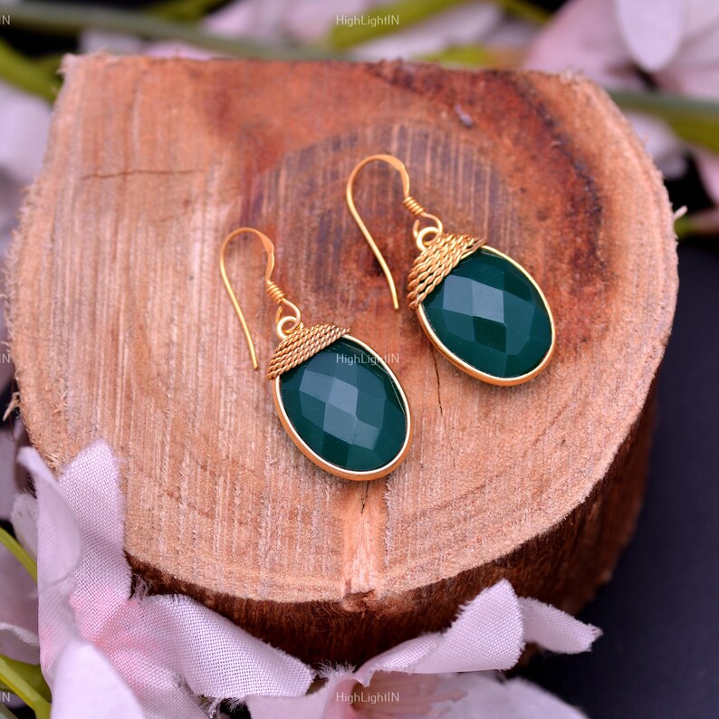 Green Onyx Gemstone Dangling Handcrafted Drop Earrings