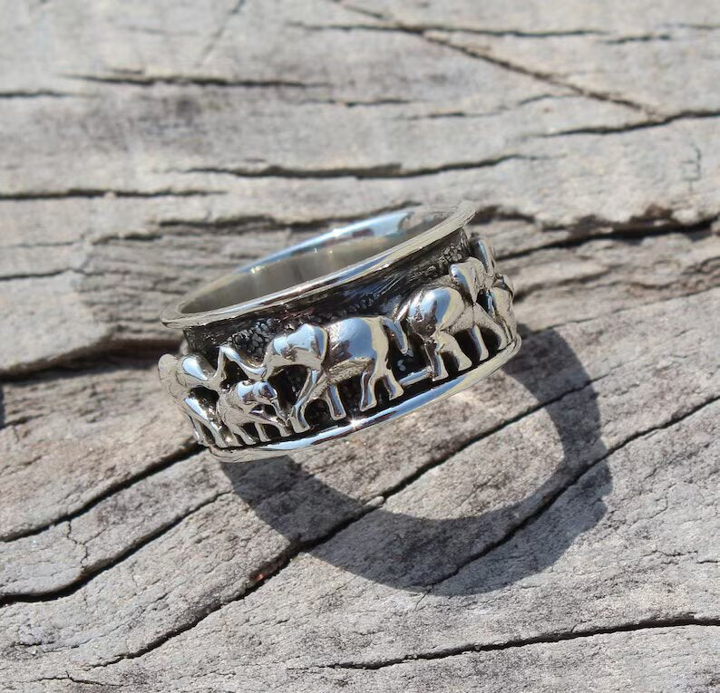 Elephant Spinner Thumb Ring