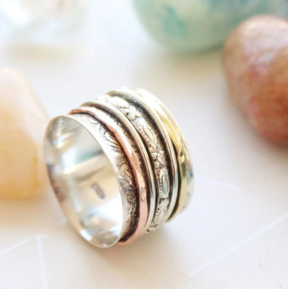 Three Tone Thumb Spinner Ring