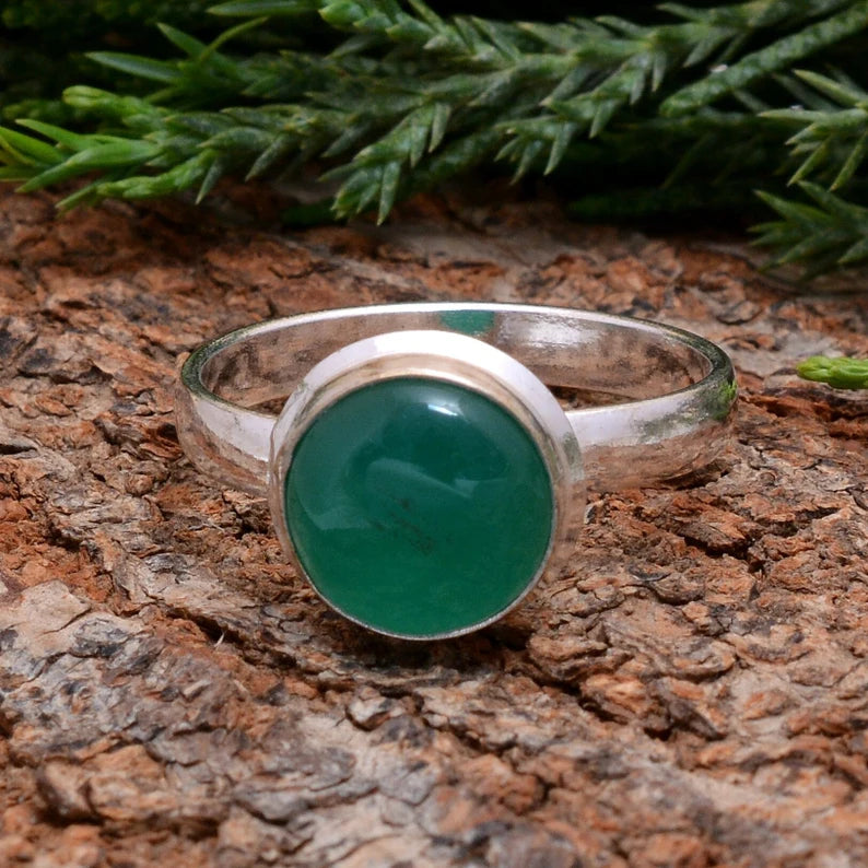 Antique Looking Green Onyx Gemstone Statement Ring