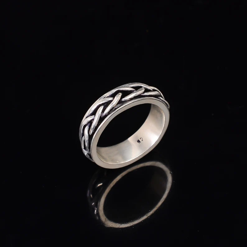 Spinner Intertwined Fidget Promise Ring