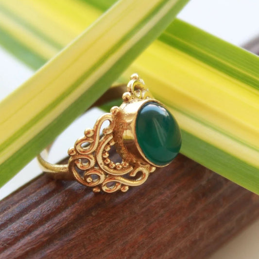 Green Onyx Gold Plated Delicate Antique Band Birthstone Ring