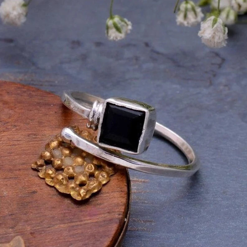 Vintage Adjustable Handcrafted Black Onyx Ring