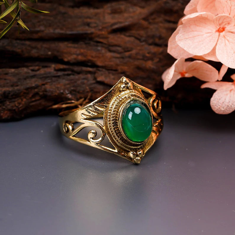 Green Onyx Gemstone Antique Handcrafted Signet Ring