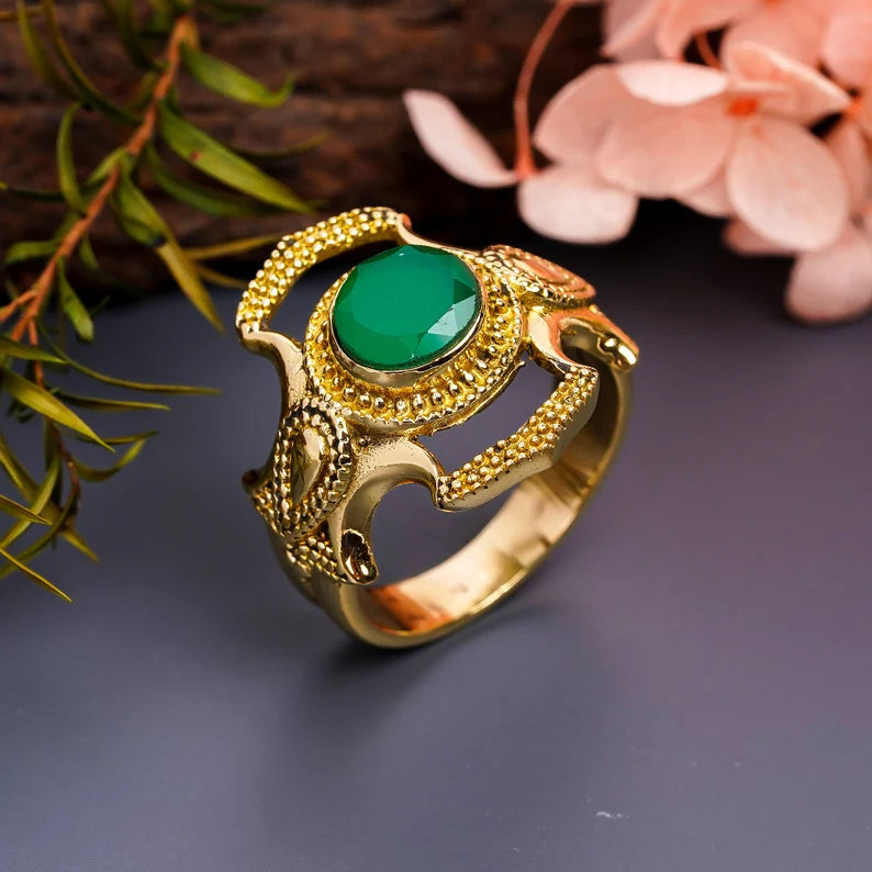 Green Onyx Antique Band Gemstone Statement Ring