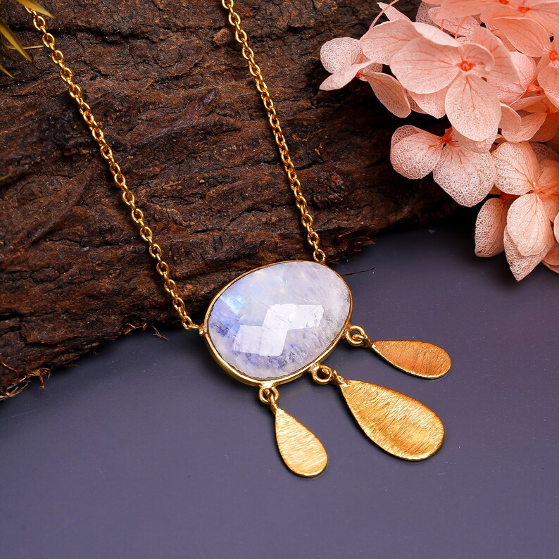 Rainbow Moonstone 925 Sterling Silver Necklace