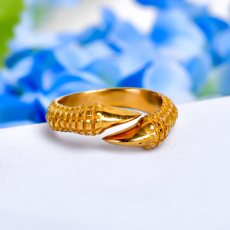 Claw Handcrafted Minimalist Adjustable Open Ring
